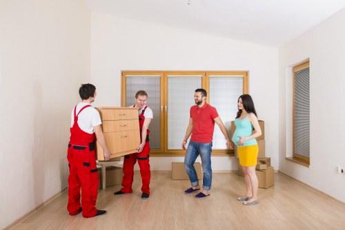 Packing fragile items for a flat removal in Canary Wharf