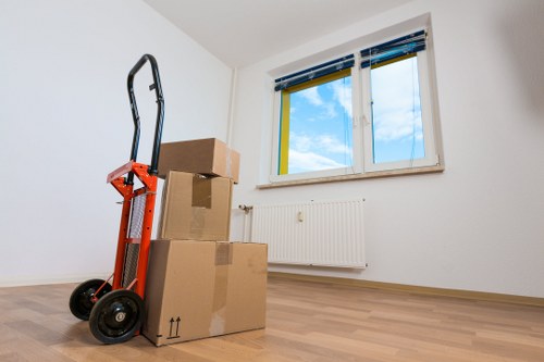 Safe and efficient furniture removals service in Canarywharf